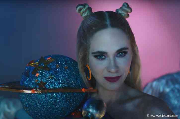 Watch Aliens Abduct Zooey Deschanel Instead of Katy Perry in ‘Not the End of the World’ Video