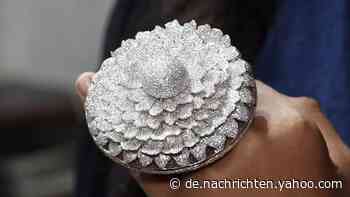 Funkelnder Weltrekord: Dieser Diamantenring besteht aus über 12.000 Steinen - Yahoo Nachrichten Deutschland