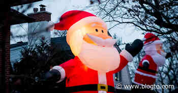 Giant Santas are absolutely everywhere in Toronto this holiday season - blogTO
