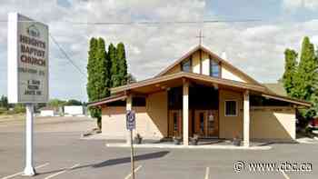 Judge refuses to grant stay in legal challenge of Alberta's COVID-19 restrictions