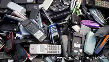 Smartphone kaufen: Bündnis 90/Die Grünen fordern 25 Euro Pfand auf jedes Smartphone