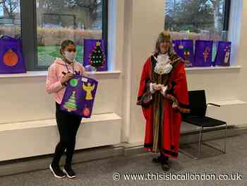 South Thames College Group donate gifts to elderly