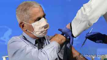Fauci, Azar receive COVID-19 vaccine