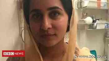 Karima Baloch: Pakistani rights activist found dead in Toronto