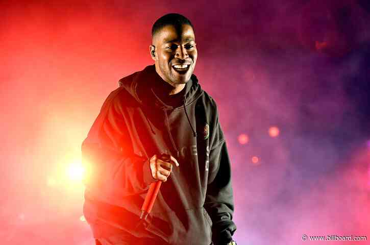 Kid Cudi’s ‘Man on the Moon III’ Lands at No. 1 on Top R&B/Hip-Hop Albums Chart