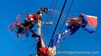 Man dressed as Santa rescued from power lines in California - Lethbridge News Now