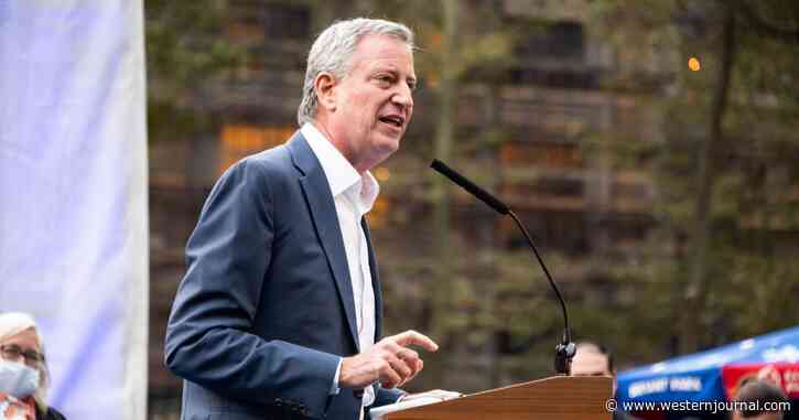 De Blasio Can’t Help But Give Trump Credit for Huge Vaccine Win