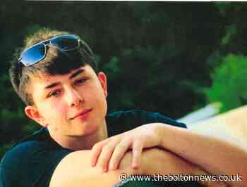 Inquest hears how teenager died in Prague after fall from cruise boat