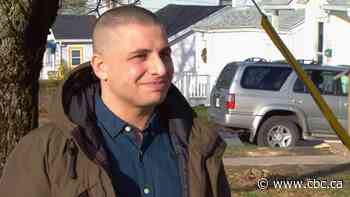 How this Syrian refugee is giving back to his new home during COVID-19