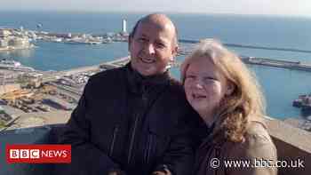 Covid-19: Christmas 'in jeopardy' after ban on UK travellers