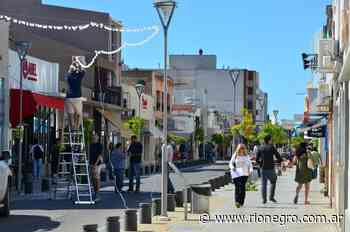 En Viedma la calle Buenos Aires es peatonal en la previa de las Fiestas - Diario Río Negro