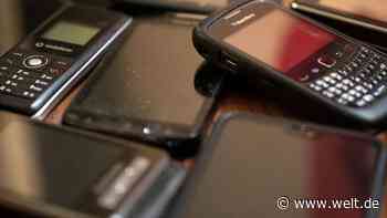 Wie viele alte Handys haben Sie in der Schublade?