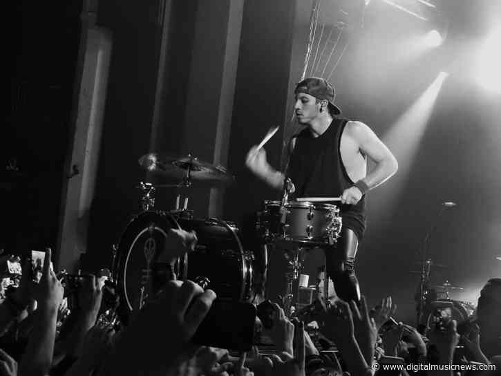 Twenty One Pilots Wins Guinness World Record for Longest Music Video