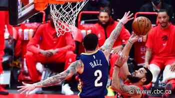 Raptors go cold in 2nd half, drop season opener in Tampa