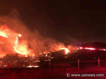 Southern California Wildfire Stalls as Santa Ana Winds Ease