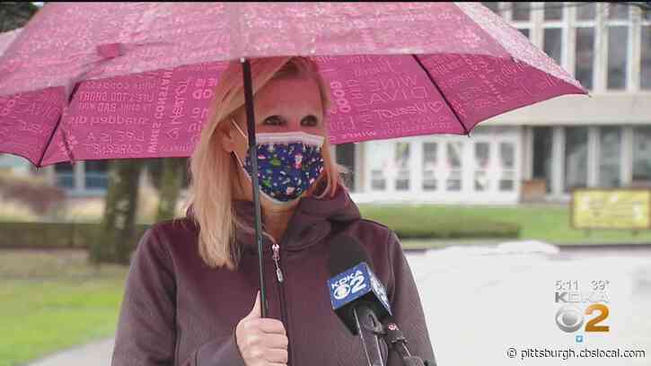 Highlands High School Teacher Helps Students Stay Warm This Winter
