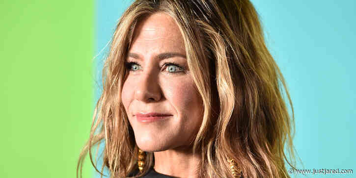 Jennifer Aniston Uses This $25 Tangle Spray for Her Natural Waves!