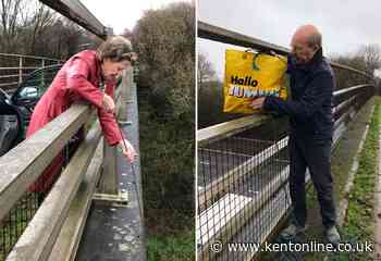 Villagers lower food from bridges as Domino's deliver 500 pizzas - Kent Online