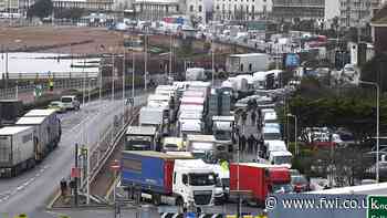 Perishable food 'is priority' as UK border reopens - FarmersWeekly