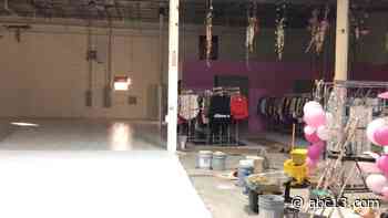 Houston designer known to help women and children struggling to get back on her feet amid COVID-19 shutdown - KTRK-TV
