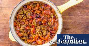 Tom Hunt's Christmas recipe for leftover turkey pilaf - The Guardian