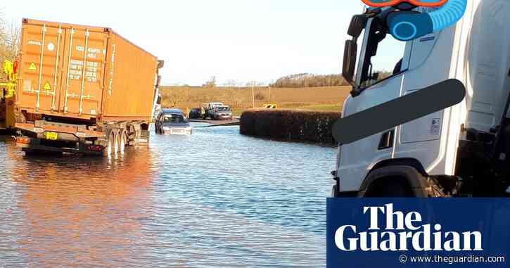 Storm Bella: gale warnings as  Bedfordshire residents urged to leave homes