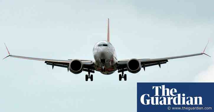 Boeing 737-8 Max: Air Canada jet shuts down an engine and diverts after mechanical issue