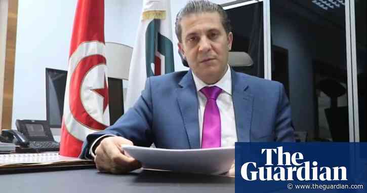 Tunisia minister sacked and arrested in scandal over illegal waste from Italy