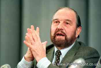 British double agent George Blake dies in Russia at 98