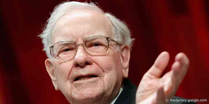 Warren Buffett's daughter-in-law couldn't think of a good Christmas present - so she showed her company's finances to him