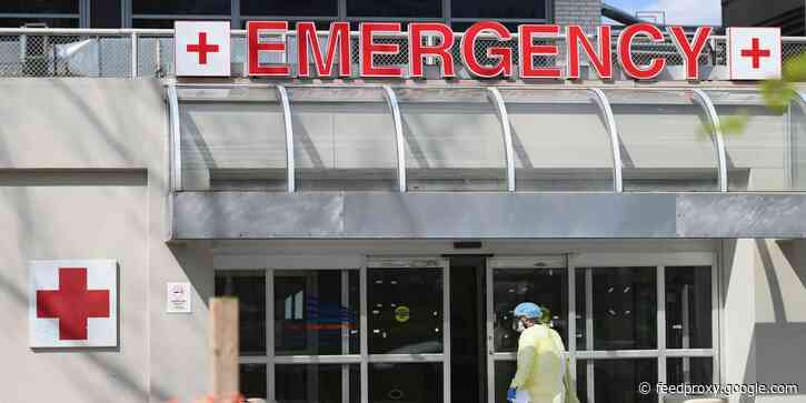 A praying 82-year-old COVID-19 patient was beaten to death by another patient with an oxygen tank, police say