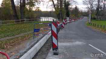 Les travaux de la future voie verte ont débuté aux abords de l'Allier à Cournon. A terme les 26 km entre Po... - RCF