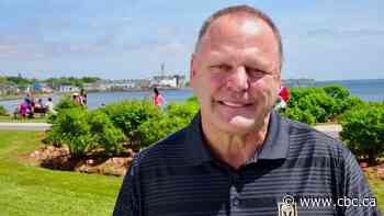 Gerard Gallant enjoying time off as he awaits next NHL coaching opportunity - CBC.ca