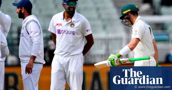 India close in on second Test as fragile Australia collapse at the MCG