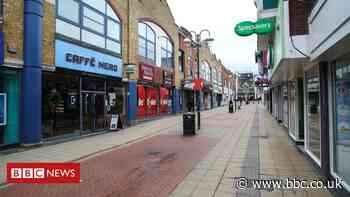 Covid: Boxing Day sales expected to plummet amid pandemic