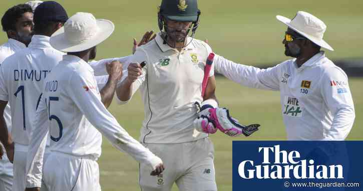 Faf du Plessis falls on 199 but South Africa in control against Sri Lanka