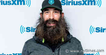 Jon Huber, Who Rose to Fame With World Wrestling Entertainment, Dies at 41