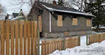 Christmas Day fire causes $300K to two Saskatoon homes - Global News