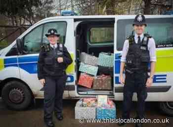Kingston police spread Christmas cheer