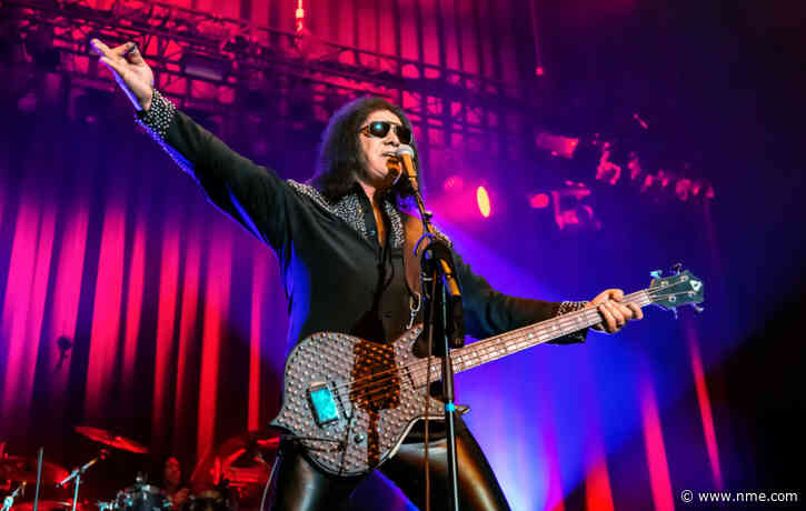 Kiss’ Gene Simmons appeals for everyone to wear a face mask