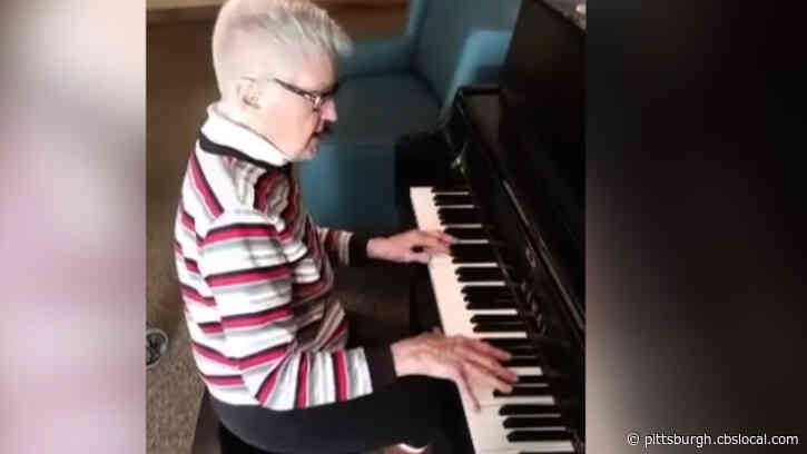 Christmas Music Triggers Miraculous Moment For Elderly Woman Battling Memory Loss