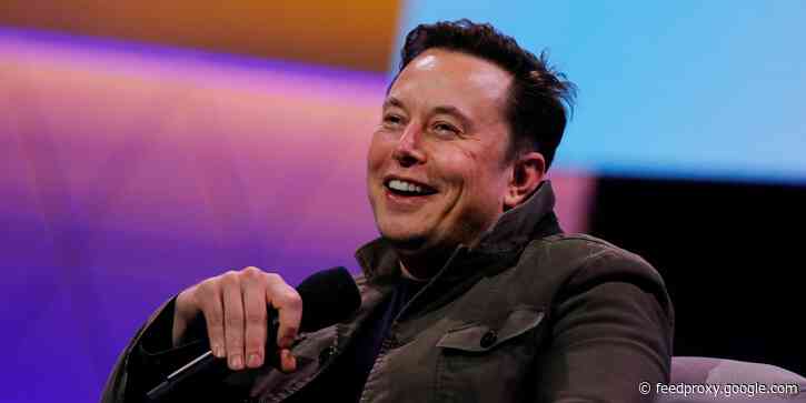 Elon Musk promises 3 free months of Tesla's 'self-driving' software for vehicles delivered in the final 3 days of 2020