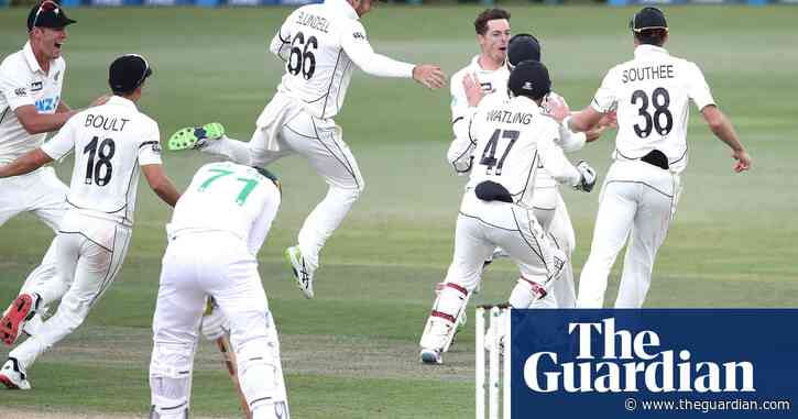 New Zealand leave it late to secure dramatic first Test win over Pakistan
