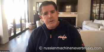 Peter Laviolette on wearing a mask while coaching: 'Nobody will see what's coming out of my mouth. My mother will be happy.' - Russian Machine Never Breaks