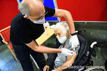 Die erste Bewohnerin des Landkreises Lörrach ist gegen Corona geimpft - Steinen - Badische Zeitung