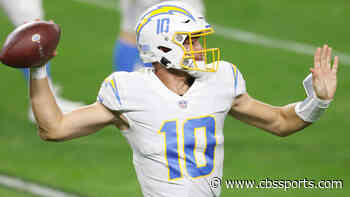 Fantasy Football Week 17 Start 'Em & Sit 'Em Quarterbacks: Justin Herbert, Jalen Hurts ready to close strong