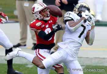 Ball Drop: Wisconsin Wins Duke's Mayo Bowl, Breaks Trophy