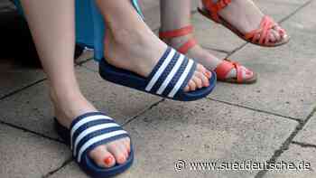 Adidas will nach schwierigem Jahr neu durchstarten - Süddeutsche Zeitung