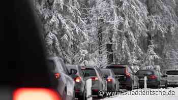 Weiter zu viele Ausflügler in Winterberg und der Eifel - Süddeutsche Zeitung