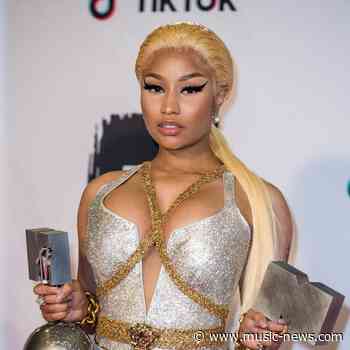 Nicki Minaj struggles with 'very painful' breastfeeding